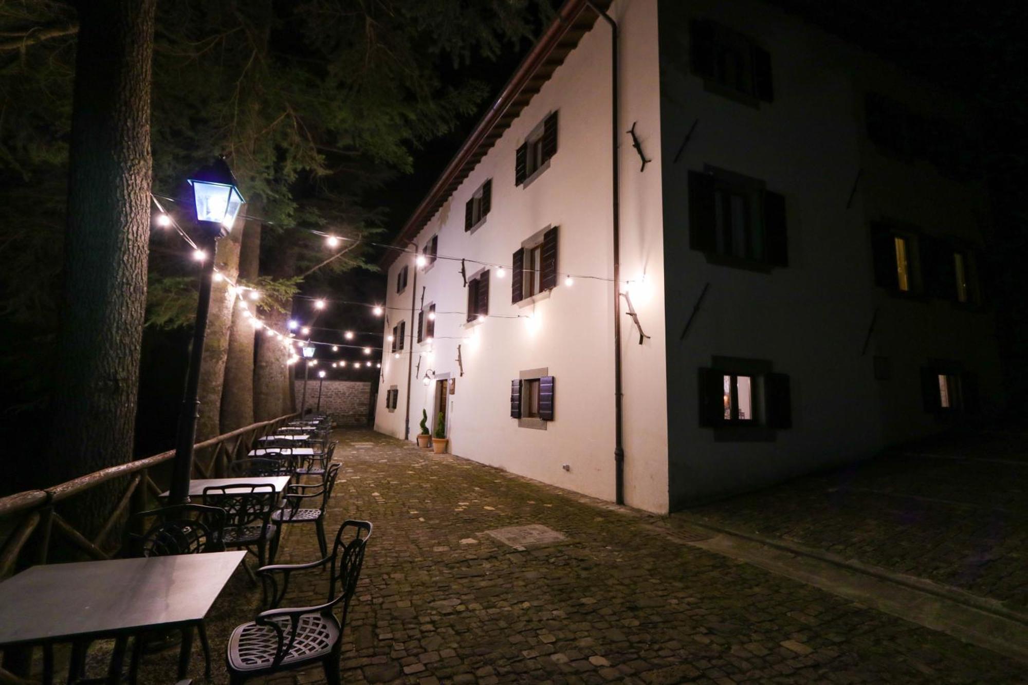 Il Palazzo Ridracoli Hotel Bagno di Romagna Luaran gambar