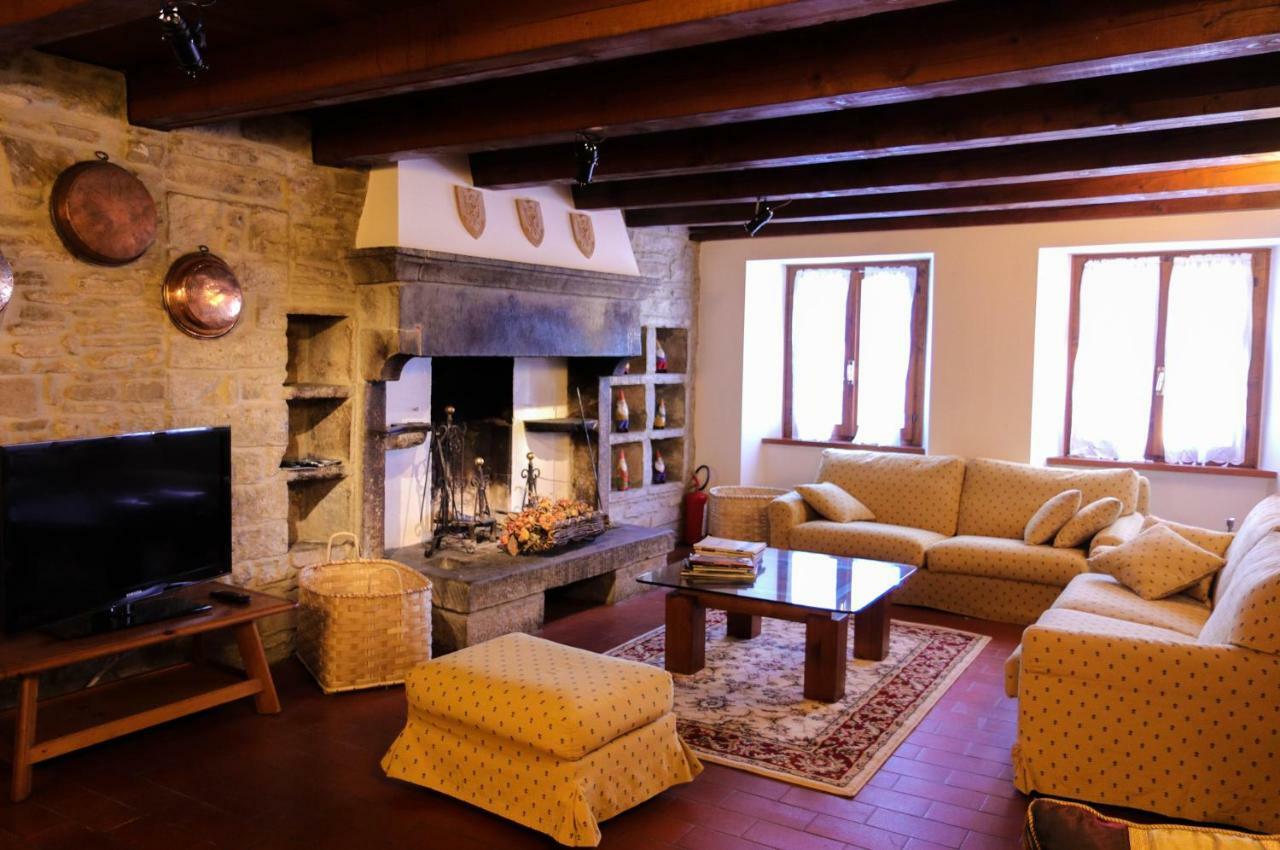 Il Palazzo Ridracoli Hotel Bagno di Romagna Luaran gambar